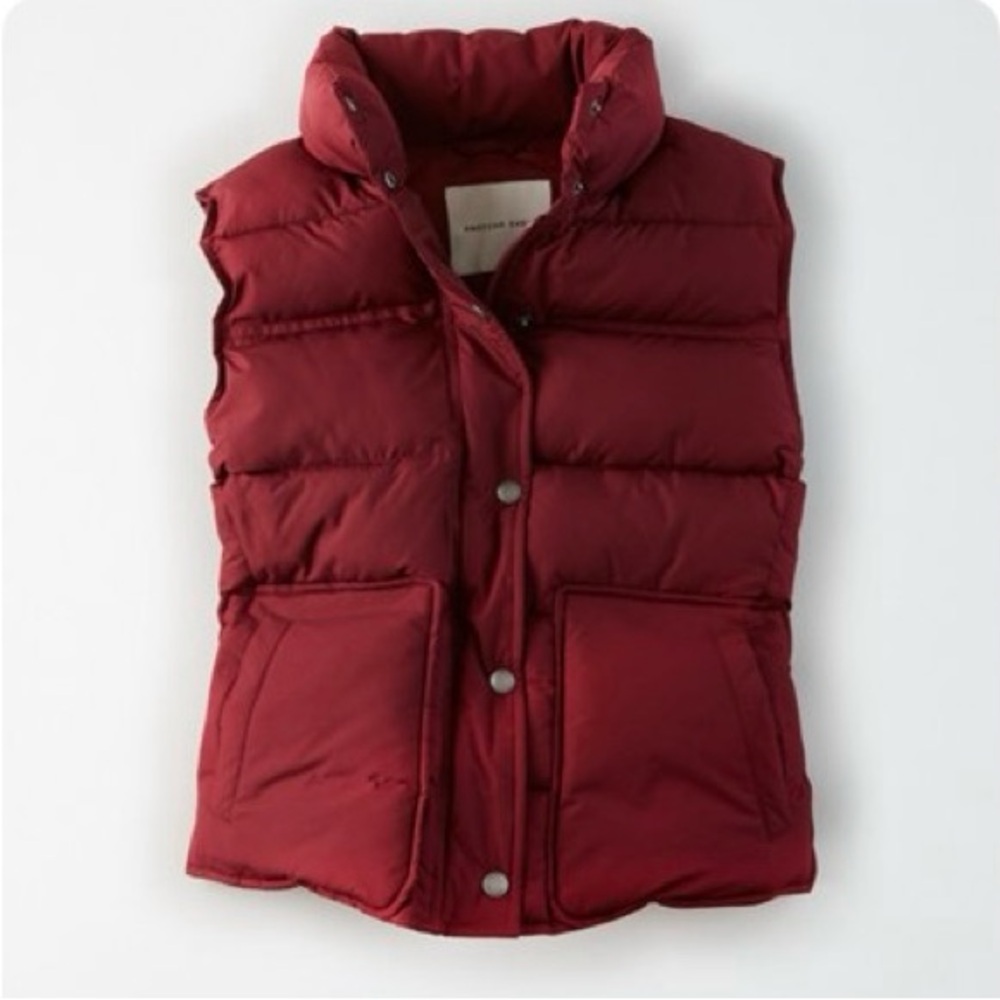 AE Puffer Vest